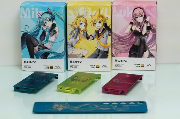 初音ミク10周年記念モデルウォークマン サンプル品展示！