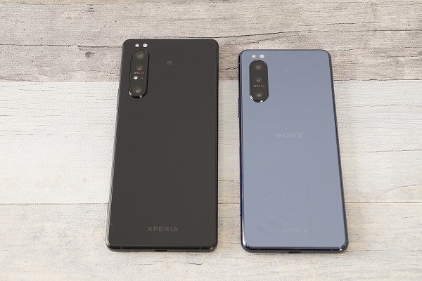 Xperia SIMフリー モデル Xperia 5 II レビュー ｜購入で悩んでいる方へ Xperia 5 II と Xperia 1 II  徹底比較 - ナカムラ電器-ソニー製品の徹底レビューでライフスタイルに笑顔をぷらす情報発信中