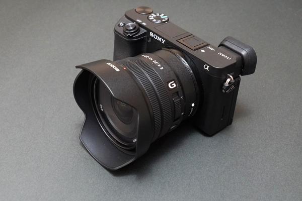 人気カメラ『α6400』の定番色ブラックが、ダブルレンズ・パワーレンズキット共に翌日出荷へ