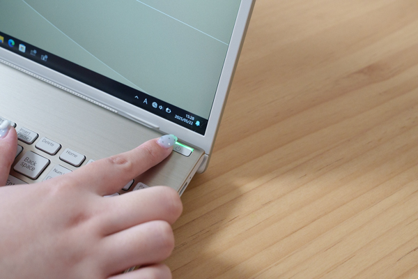 VAIO F16 レビュー