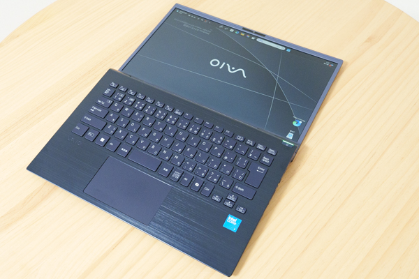 VAIO F14 レビュー