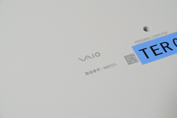 VAIO F16 レビュー