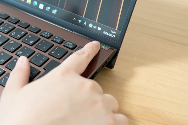 VAIO SX14 レビュー 