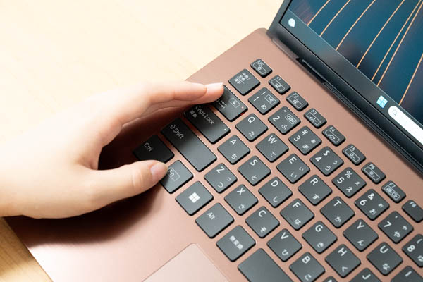 VAIO SX14 レビュー 