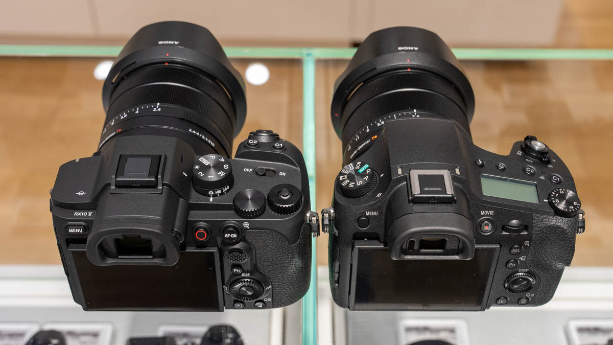 RX10シリーズの進化したデザイン
