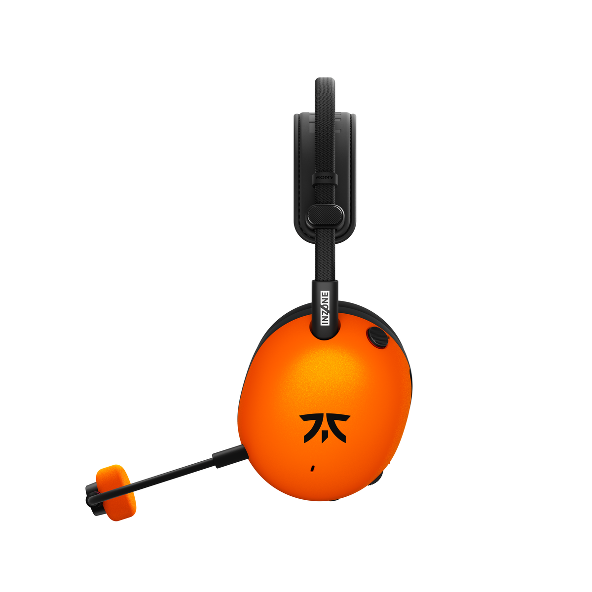 Fnaticを象徴するオレンジカラー