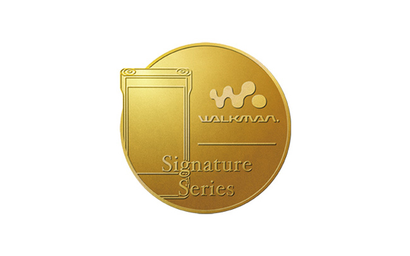Signature Series 限定ピンバッジ