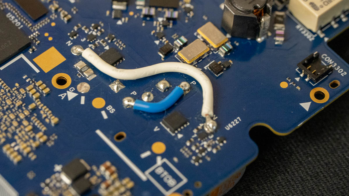 DMP-Z1から受け継がれた電源への思想